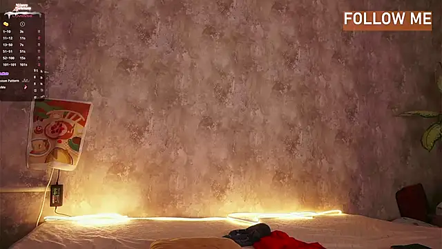 Evelively online show from December 15, 4:15 pm