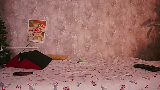 Evelively online show from December 23, 1:45 pm