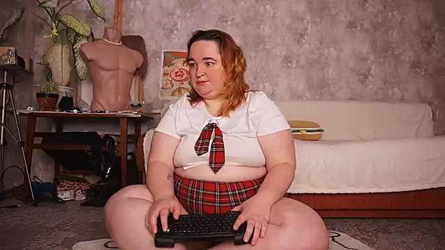 Evelively online show from March 21, 2:29 pm