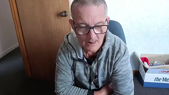 bigballnz online show from December 13, 9:20 pm