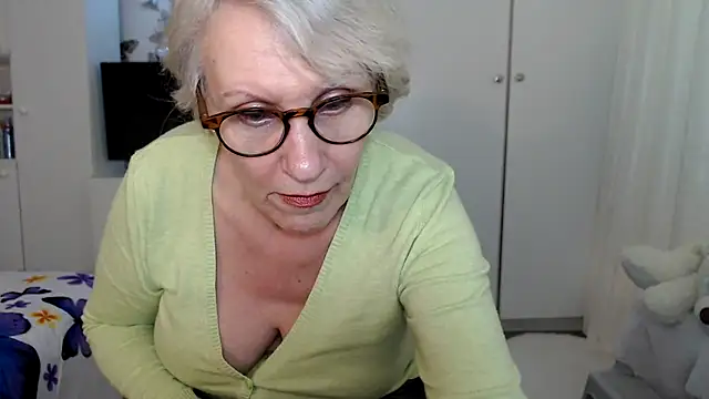 Ghertrude52 online show from March 8, 10:22 am