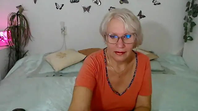 Ghertrude52 online show from September 11, 2:44 am