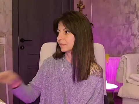 Snapshot of CrazyC chatting on March 9, 3:21 am CrazyC online show from March 9, 3:21 am