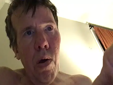 Snapshot of dw5pnc chatting on February 10, 4:08 am dw5pnc online show from February 10, 4:08 am