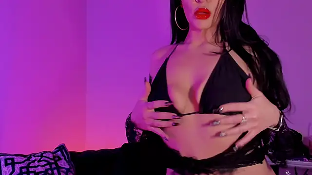 NatashaxoBangs online show from February 3, 6:13 am