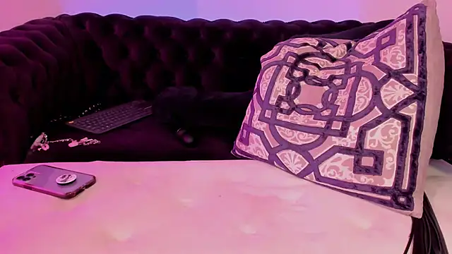 NatashaxoBangs online show from March 15, 5:37 pm