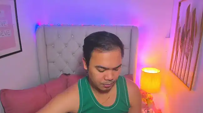 AsianZero online show from March 14, 5:35 pm