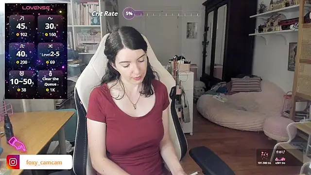 Foxy c online show from July 8, 8:35 pm