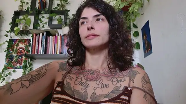 TaliMajesty online show from June 11, 5:00 pm