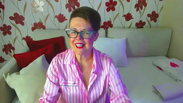 JennAlison online show from February 11, 10:59 am