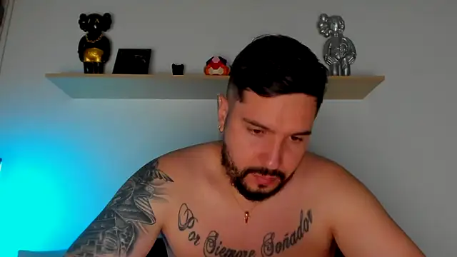 camilo restrepo21 online show from February 24, 11:52 pm