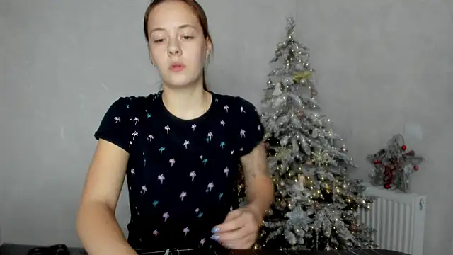 Snapshot of why_again_me chatting on December 28, 11:26 pm why again me online show from December 28, 11:26 pm