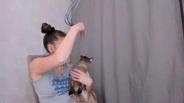 Snapshot of why_again_me chatting on February 10, 7:28 pm why again me online show from February 10, 7:28 pm