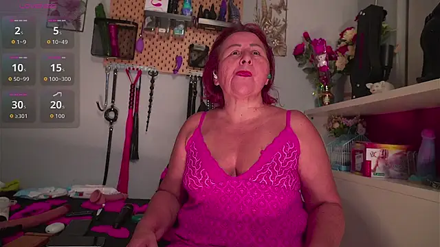 Snapshot of barbarah_ chatting on October 6, 6:27 pm barbarah online show from October 6, 6:27 pm