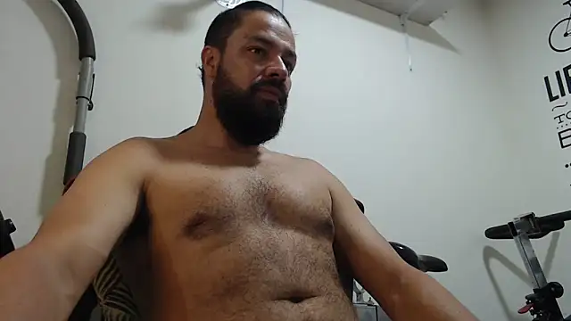 Snapshot of antony_36 chatting on February 17, 11:20 pm antony 36 online show from February 17, 11:20 pm