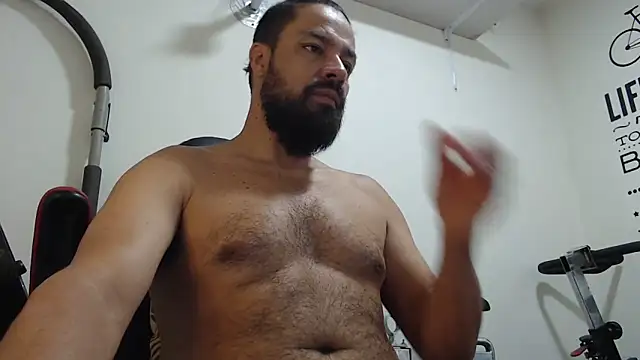 Snapshot of antony_36 chatting on February 18, 12:39 pm antony 36 online show from February 18, 12:39 pm