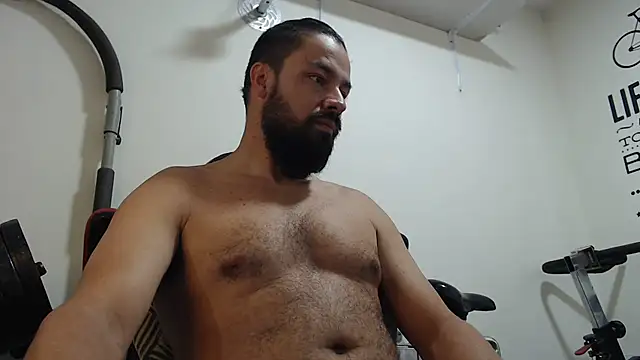 Snapshot of antony_36 chatting on February 18, 9:20 pm antony 36 online show from February 18, 9:20 pm