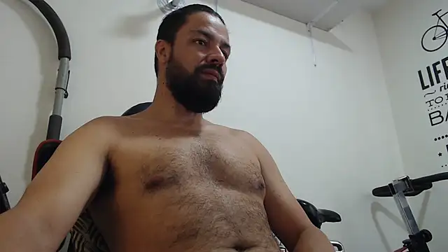 Snapshot of antony_36 chatting on March 1, 3:49 pm antony 36 online show from March 1, 3:49 pm