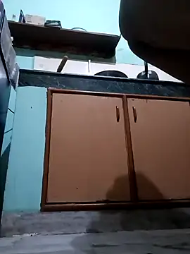 Snapshot of LadyloverSameer chatting on January 17, 2:18 am LadyloverSameer online show from January 17, 2:18 am