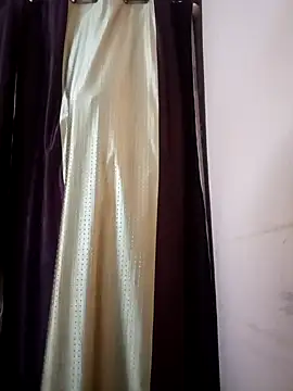 Snapshot of LadyloverSameer chatting on February 8, 1:11 pm LadyloverSameer online show from February 8, 1:11 pm