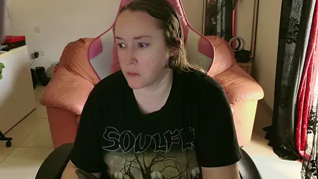 kisicaxx online show from January 26, 11:28 am