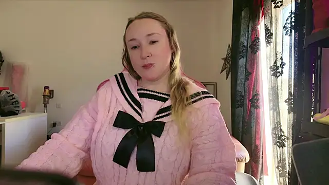 kisicaxx online show from February 4, 11:27 am