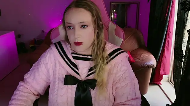 kisicaxx online show from February 7, 3:52 pm