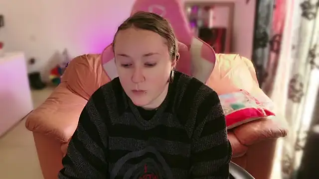 kisicaxx online show from February 27, 10:26 am