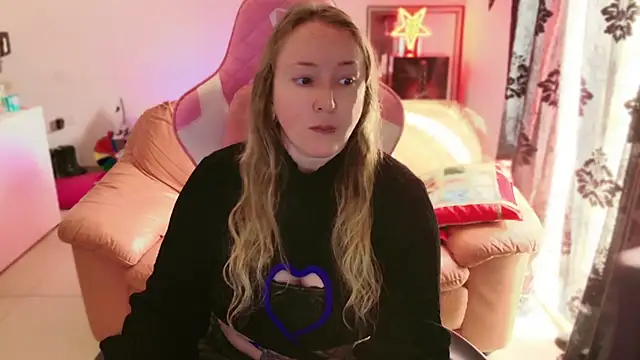 kisicaxx online show from March 11, 9:34 am