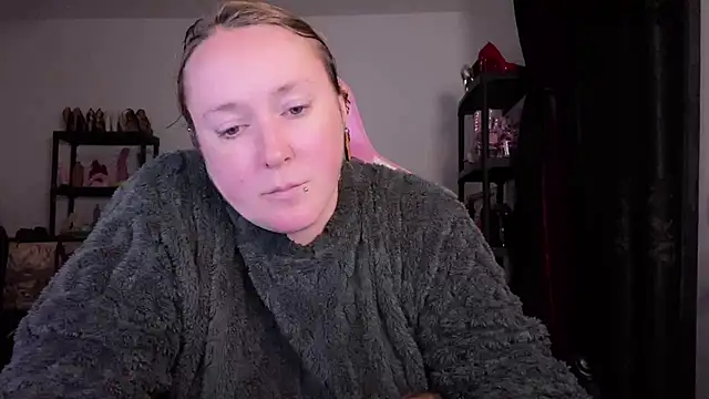 Snapshot of kisicaxx chatting on February 27, 6:52 pm kisicaxx online show from February 27, 6:52 pm