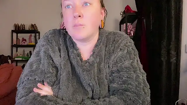 Snapshot of kisicaxx chatting on March 12, 3:56 am kisicaxx online show from March 12, 3:56 am