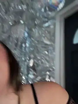 lovely beast online show from January 15, 6:11 pm