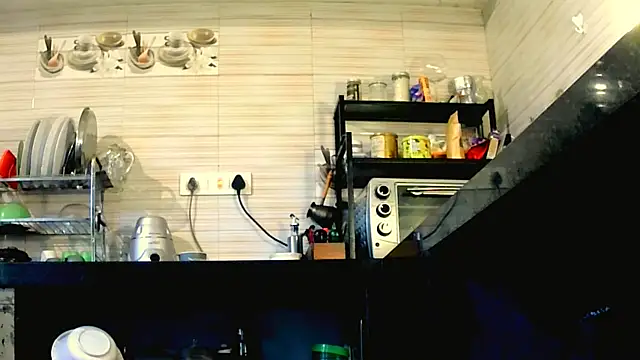 Snapshot of Fun4tipz chatting on November 19, 1:38 am Fun4tipz online show from November 19, 1:38 am