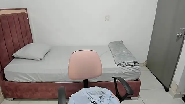 Snapshot of nicoledavis chatting on October 23, 5:07 am nicoledavis online show from October 23, 5:07 am