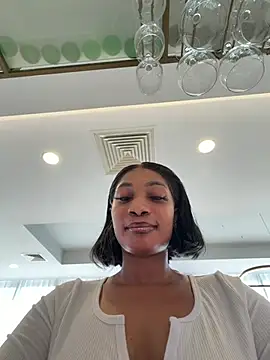 Snapshot of __Nessa__ chatting on February 14, 12:57 pm Nessa online show from February 14, 12:57 pm