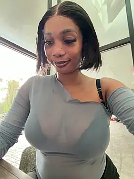 Snapshot of __Nessa__ chatting on April 3, 1:09 pm Nessa online show from April 3, 1:09 pm