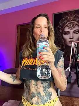 mommyselenafit  online show from September 27, 6:18 am