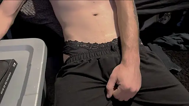 Happier Naked online show from February 19, 11:39 am