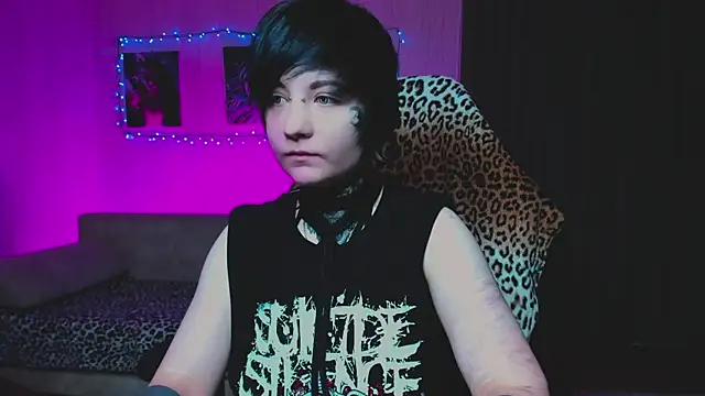 acid trip1l online show from September 18, 8:44 pm