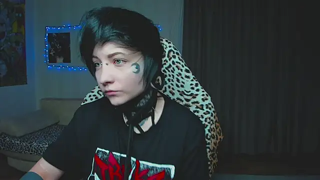 acid trip1l online show from October 12, 8:19 pm