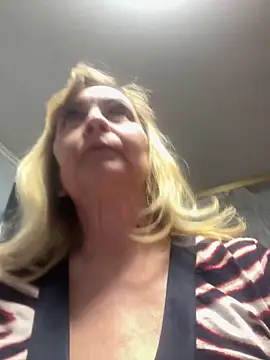 Irina2909xh online show from February 2, 4:54 pm