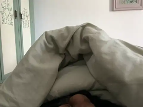 curcuro online show from February 8, 8:18 am