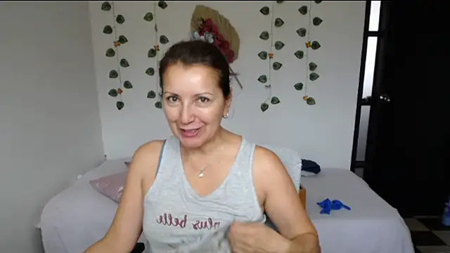 Snapshot of Sofi_5249_ chatting on July 21, 3:36 pm Sofi 5249 online show from July 21, 3:36 pm