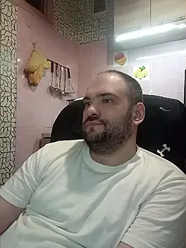 scuban87 online show from March 27, 9:36 pm