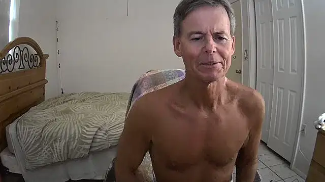 Snapshot of nakeedcowboi65 chatting on September 15, 11:43 am nakeedcowboi65 online show from September 15, 11:43 am