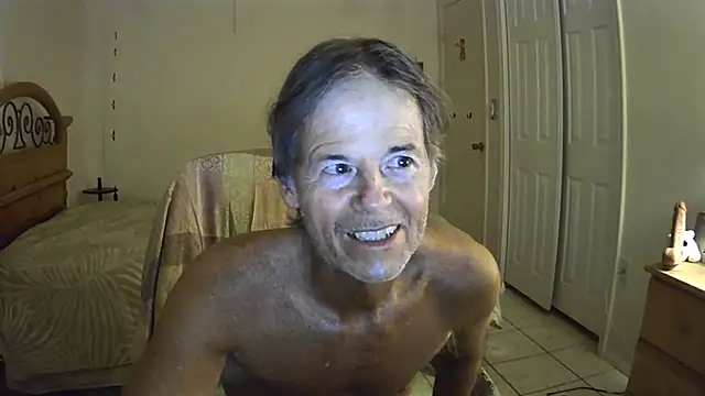 nakeedcowboi65 online show from March 11, 7:03 am