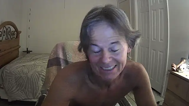 nakeedcowboi65 online show from June 7, 6:06 am