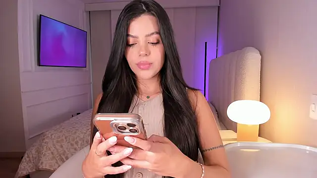 salome  11 online show from November 4, 9:58 pm