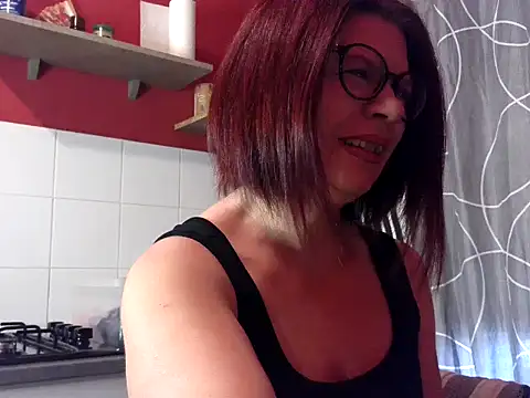 Snapshot of jennylovence chatting on January 6, 8:14 am jennylovence online show from January 6, 8:14 am