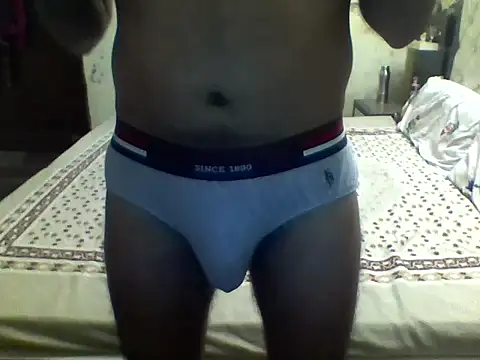 Snapshot of secretoxoxo chatting on March 21, 10:20 am secretoxoxo online show from March 21, 10:20 am